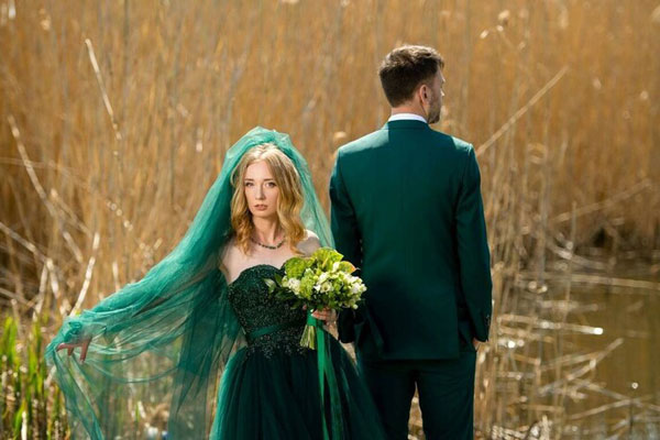 مدل لباس سبز زمردی عروس